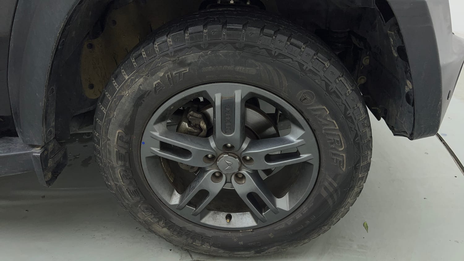 Used 2024 Mahindra Thar LX Hard Top Petrol AT RWD Petrol Automatic tyres RIGHT FRONT TYRE RIM VIEW