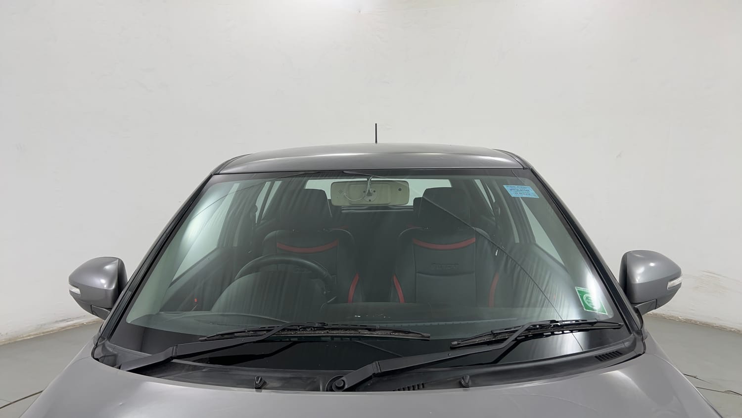 Used 2014 Maruti Suzuki Swift VXi Petrol Manual exterior FRONT WINDSHIELD VIEW