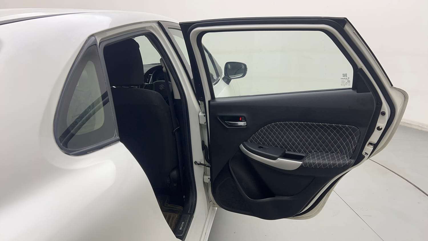 Used 2017 Maruti Suzuki Baleno Delta 1.2 Petrol Manual interior RIGHT REAR DOOR OPEN VIEW