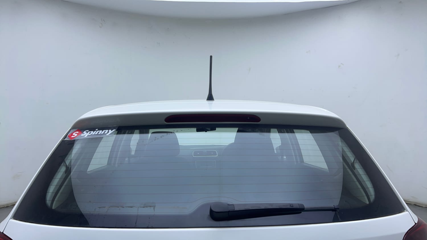Used 2017 Volkswagen Polo Comfortline 1.2L (P) Petrol Manual exterior BACK WINDSHIELD VIEW