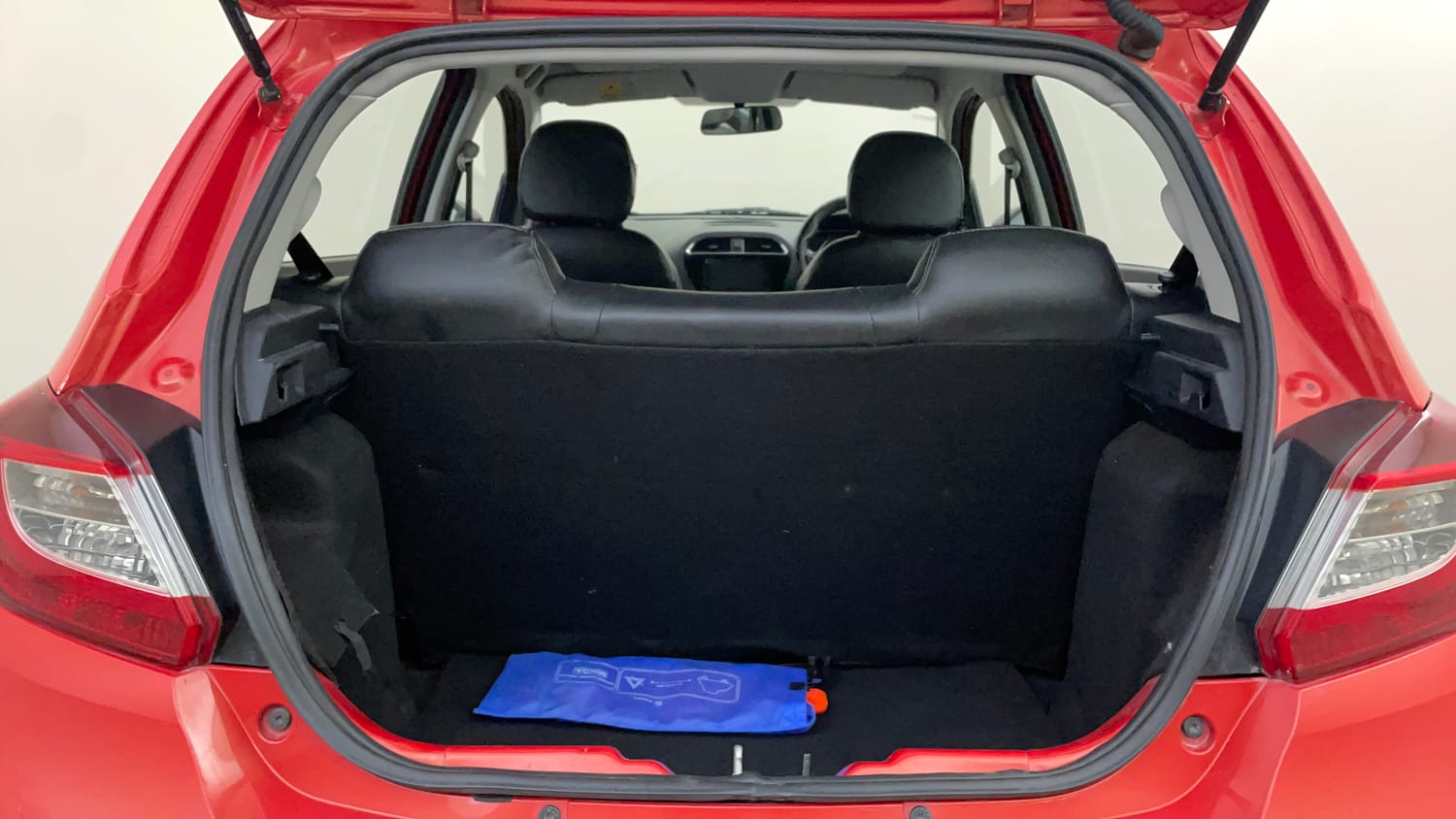 Used 2021 Tata Tiago XZA Plus Petrol Automatic interior DICKY INSIDE VIEW