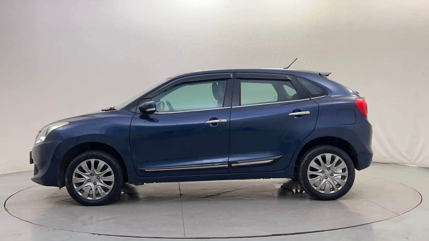 Used 2017 Maruti Suzuki Baleno Zeta 1.2 Petrol Manual exterior LEFT SIDE VIEW