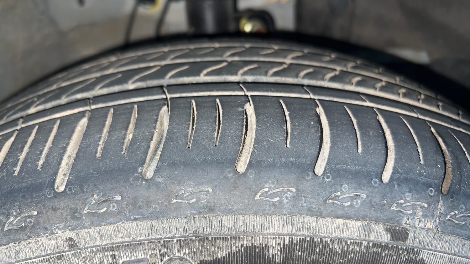 Used 2024 Honda City V Petrol CVT Petrol Automatic tyres RIGHT FRONT TYRE TREAD VIEW