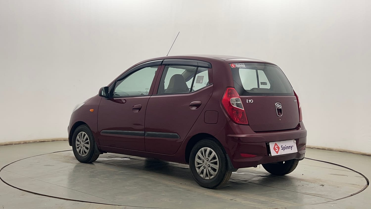 Used 2016 Hyundai i10 Sportz 1.1 iRDE2 Petrol Manual exterior LEFT REAR CORNER VIEW
