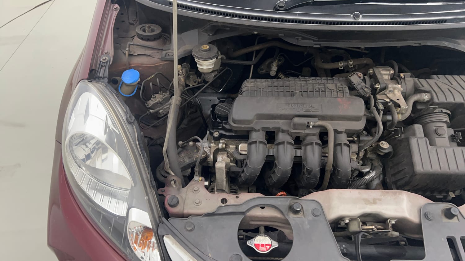 Used 2017 Honda Amaze 1.2 S i-VTEC Petrol Manual engine ENGINE RIGHT SIDE VIEW
