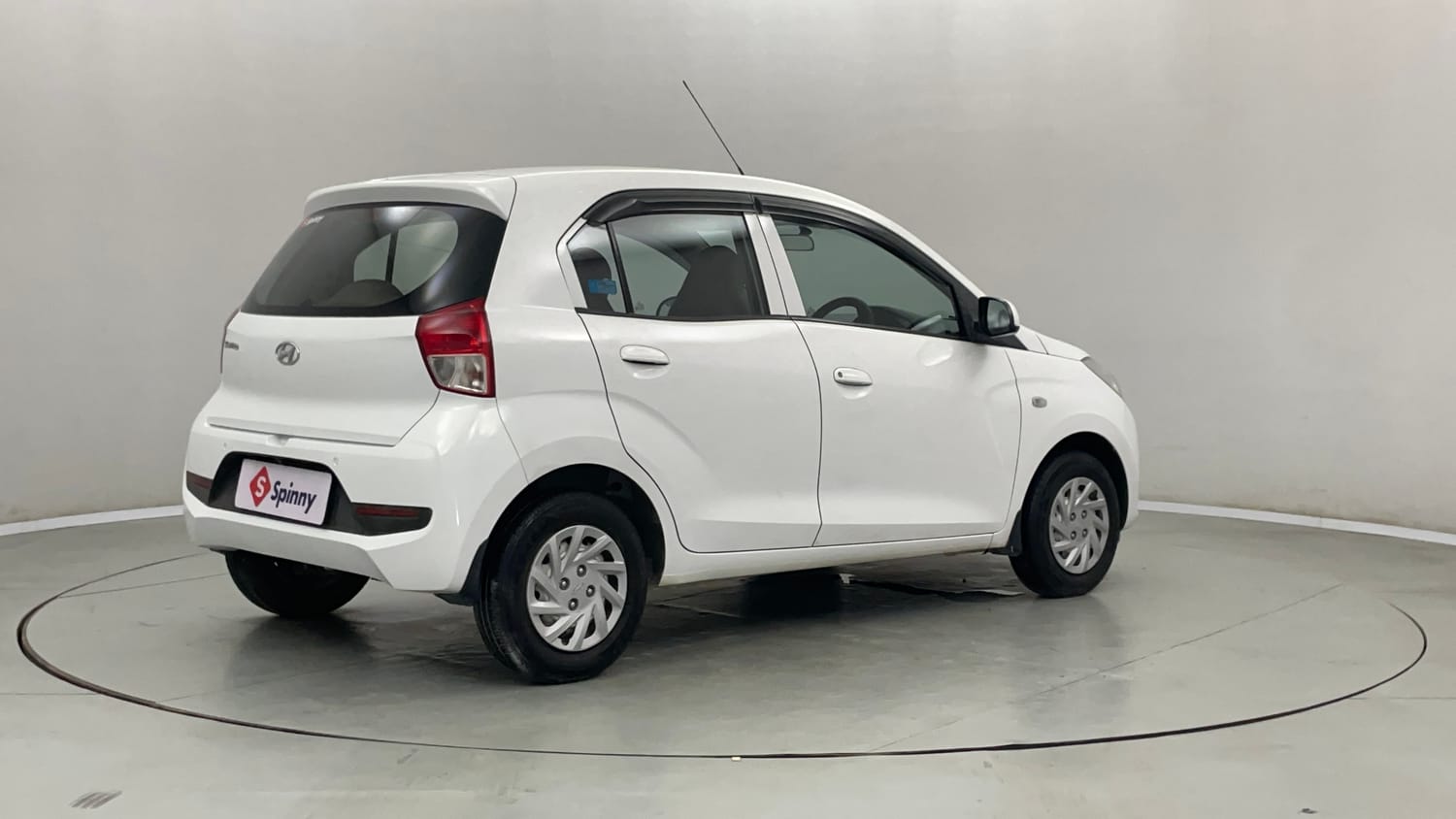 Used 2021 Hyundai Santro Magna Petrol Manual exterior RIGHT REAR CORNER VIEW