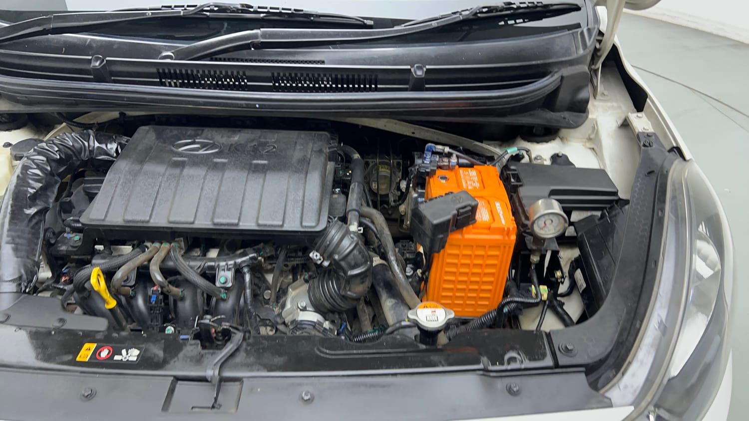 Used 2022 Hyundai Grand i10 Nios Sportz 1.2 Kappa VTVT CNG Cng Manual engine ENGINE LEFT SIDE VIEW