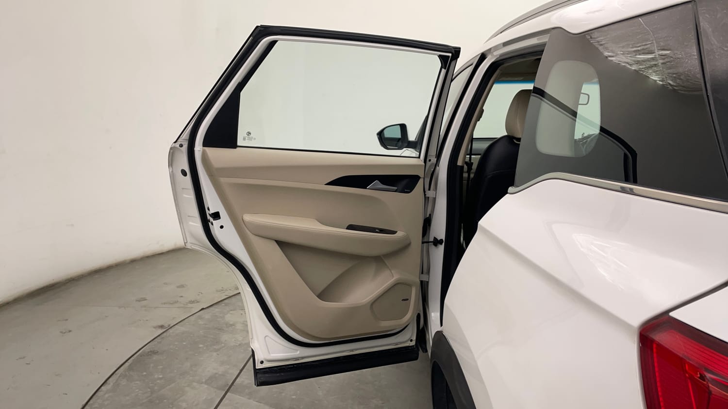 Used 2021 MG Motors Hector Sharp 1.5 Petrol CVT Petrol Automatic interior LEFT REAR DOOR OPEN VIEW