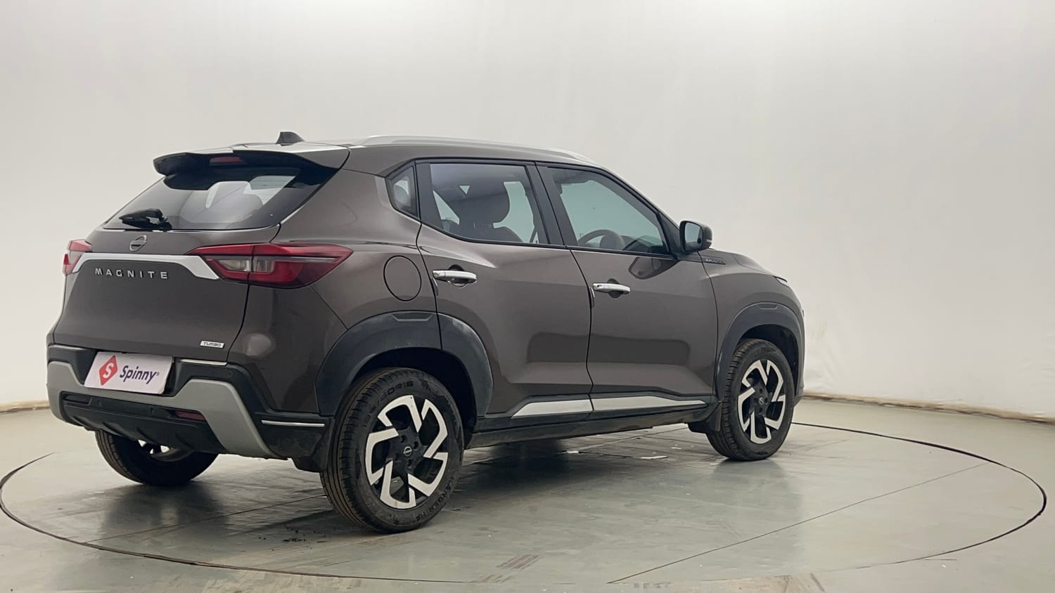Used 2021 Nissan Magnite XV Turbo Petrol Manual exterior RIGHT REAR CORNER VIEW