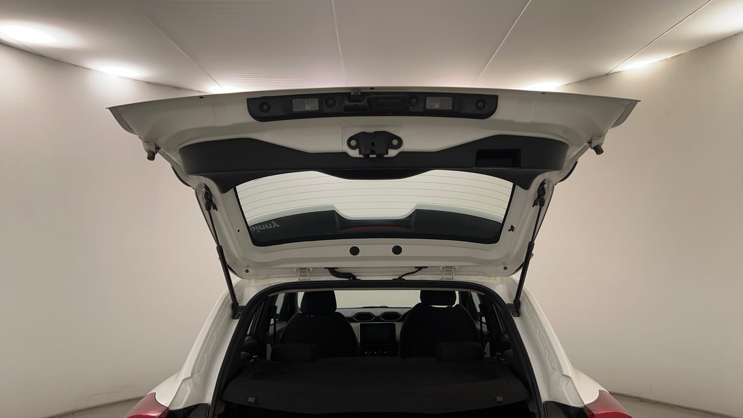 Used 2023 Nissan Magnite XV Petrol Manual interior DICKY DOOR OPEN VIEW