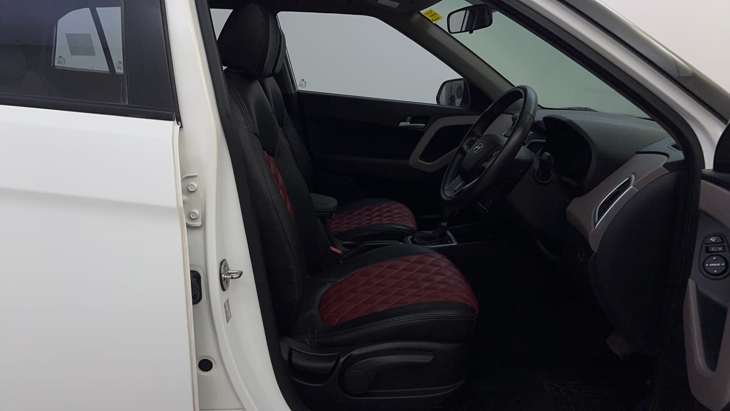 Used 2019 Hyundai Creta SX 1.6 AT CRDi Diesel Automatic interior RIGHT SIDE FRONT DOOR CABIN VIEW