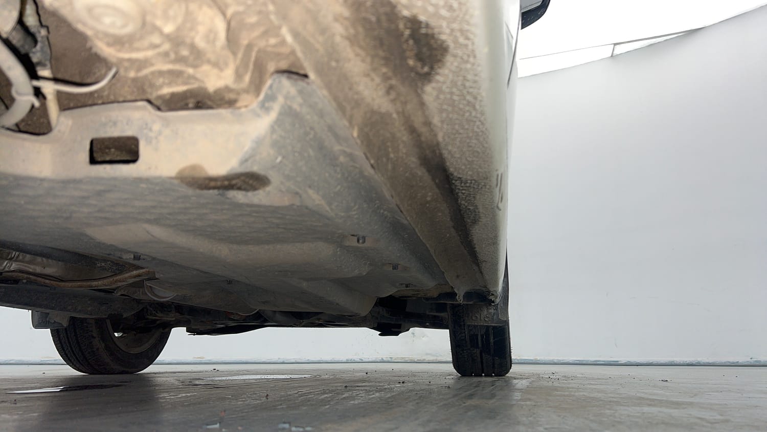 Used 2014 Volkswagen Polo Highline1.2L (P) Petrol Manual extra REAR RIGHT UNDERBODY VIEW