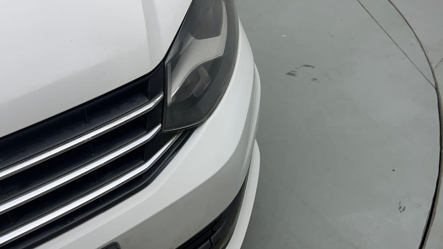 Used 2016 Volkswagen Vento Highline 1.2 (P) AT Petrol Automatic dents MINOR SCRATCH