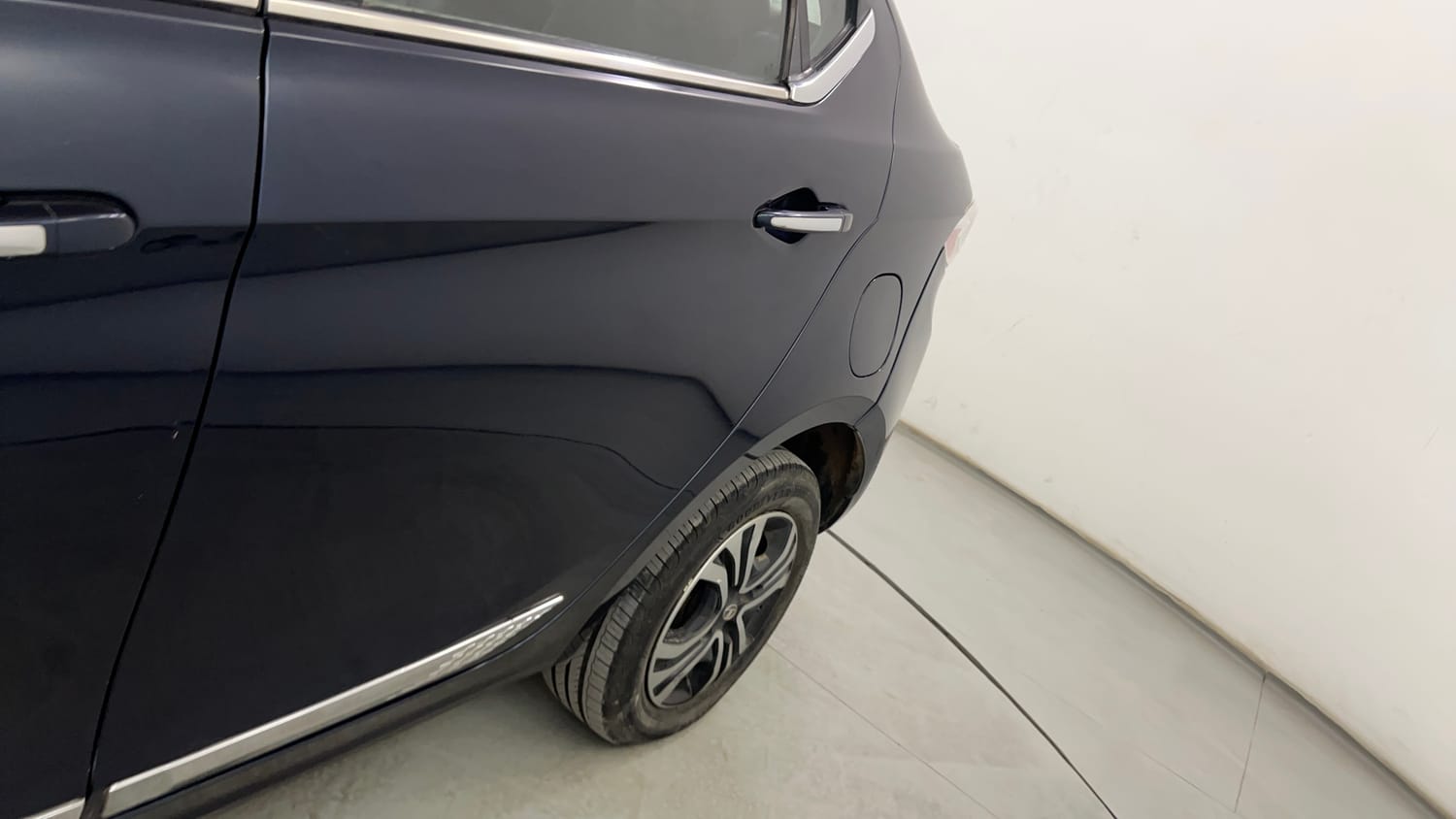 Used 2022 Tata Tigor XZ Plus CNG Cng Manual dents MINOR SCRATCH