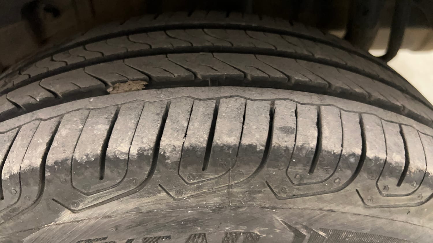 Used 2022 Tata Tigor XZ Plus CNG Cng Manual tyres LEFT REAR TYRE TREAD VIEW