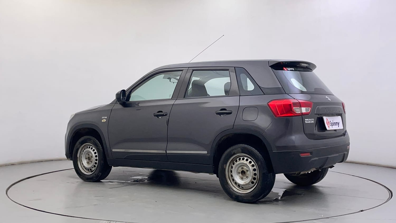 Used 2017 Maruti Suzuki Vitara Brezza LDi (O) Diesel Manual exterior LEFT REAR CORNER VIEW