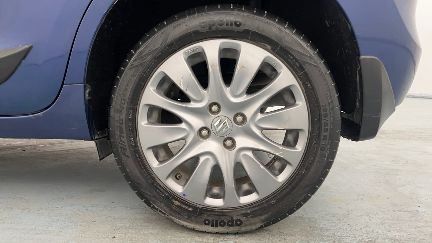 Used 2018 Maruti Suzuki Baleno Zeta 1.2 AT Petrol Automatic tyres LEFT REAR TYRE RIM VIEW