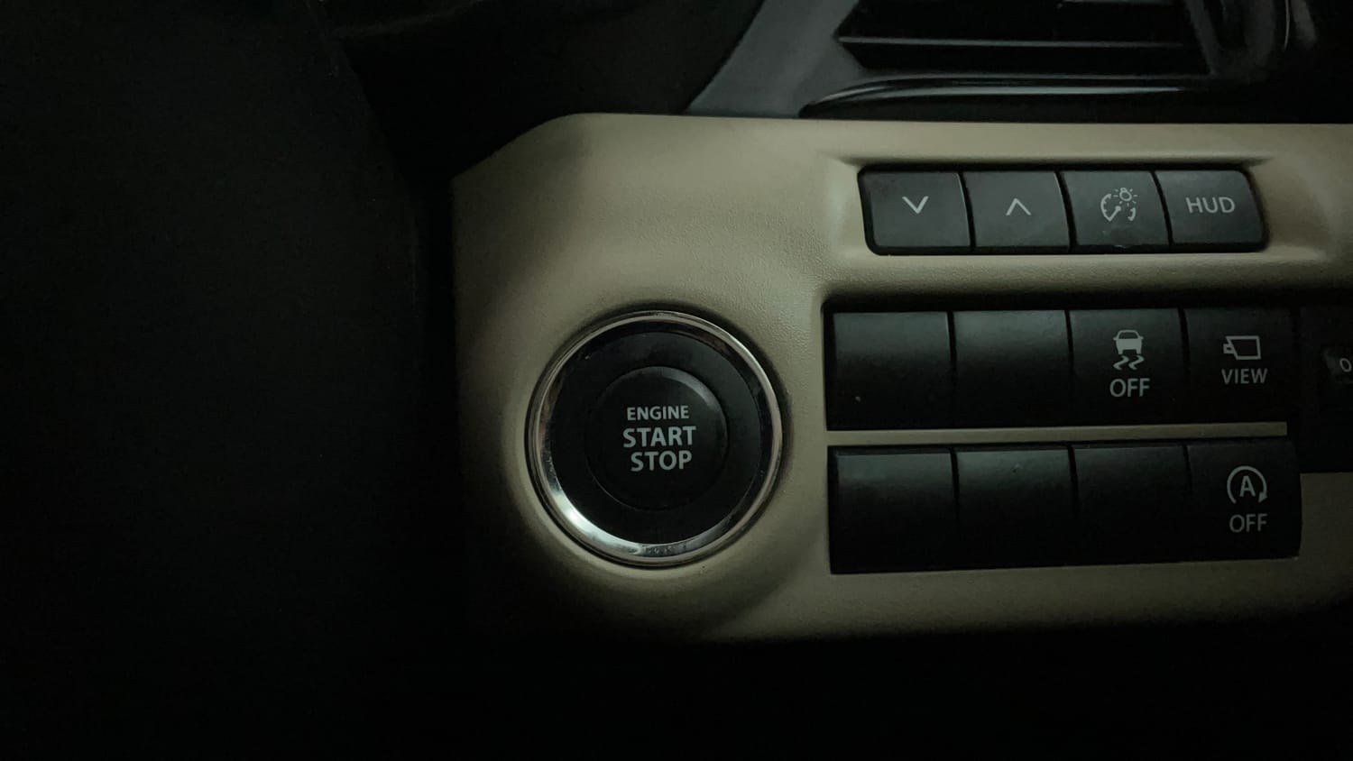 Used 2024 Toyota Glanza V AMT Petrol Automatic top_features Keyless start