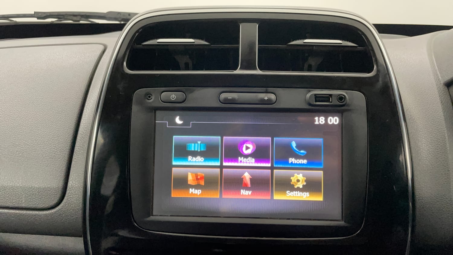 Used 2016 Renault Kwid RXT Petrol Manual top_features Touch screen infotainment system