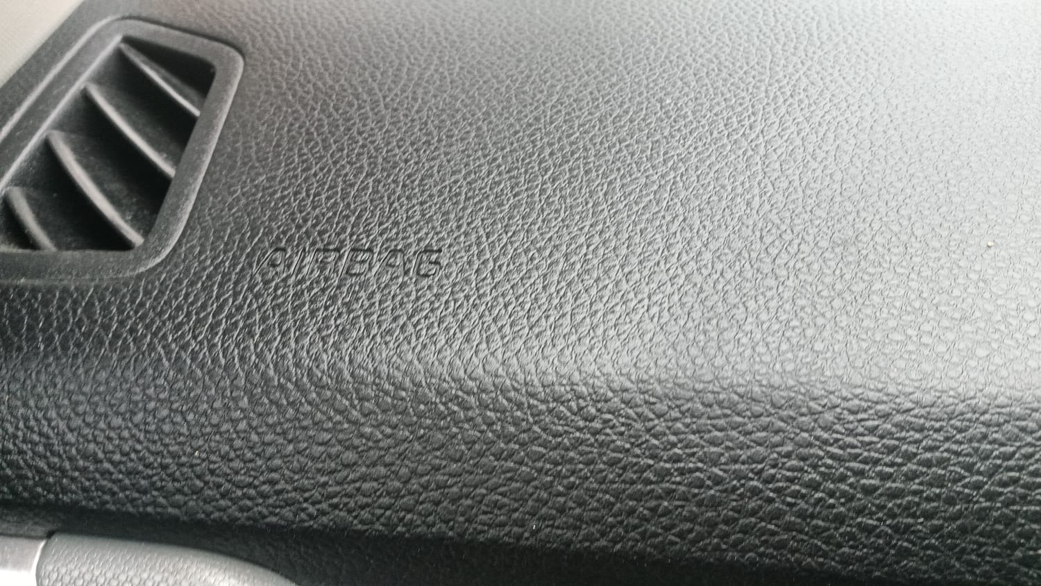 Used 2021 Kia Seltos HTK 1.5 Petrol Manual top_features Airbags