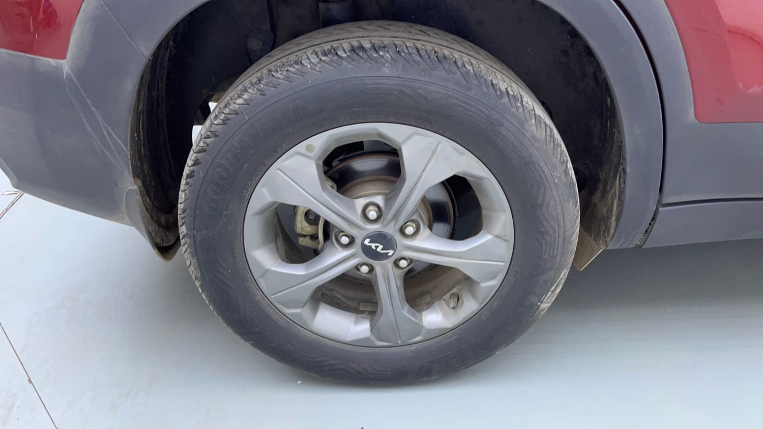 Used 2021 Kia Seltos HTK Plus 1.5 Diesel Diesel Manual tyres RIGHT REAR TYRE RIM VIEW