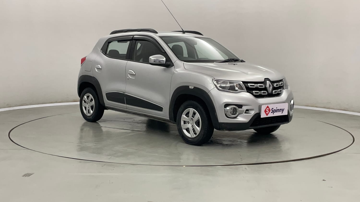 Used 2016 Renault Kwid RXT Petrol Manual exterior RIGHT FRONT CORNER VIEW