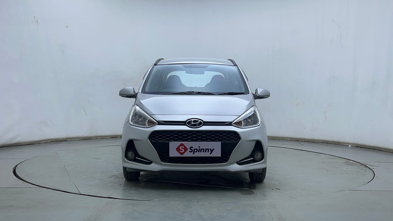 Used 2018 Hyundai Grand i10 Sportz AT 1.2 Kappa VTVT Petrol Automatic exterior FRONT VIEW