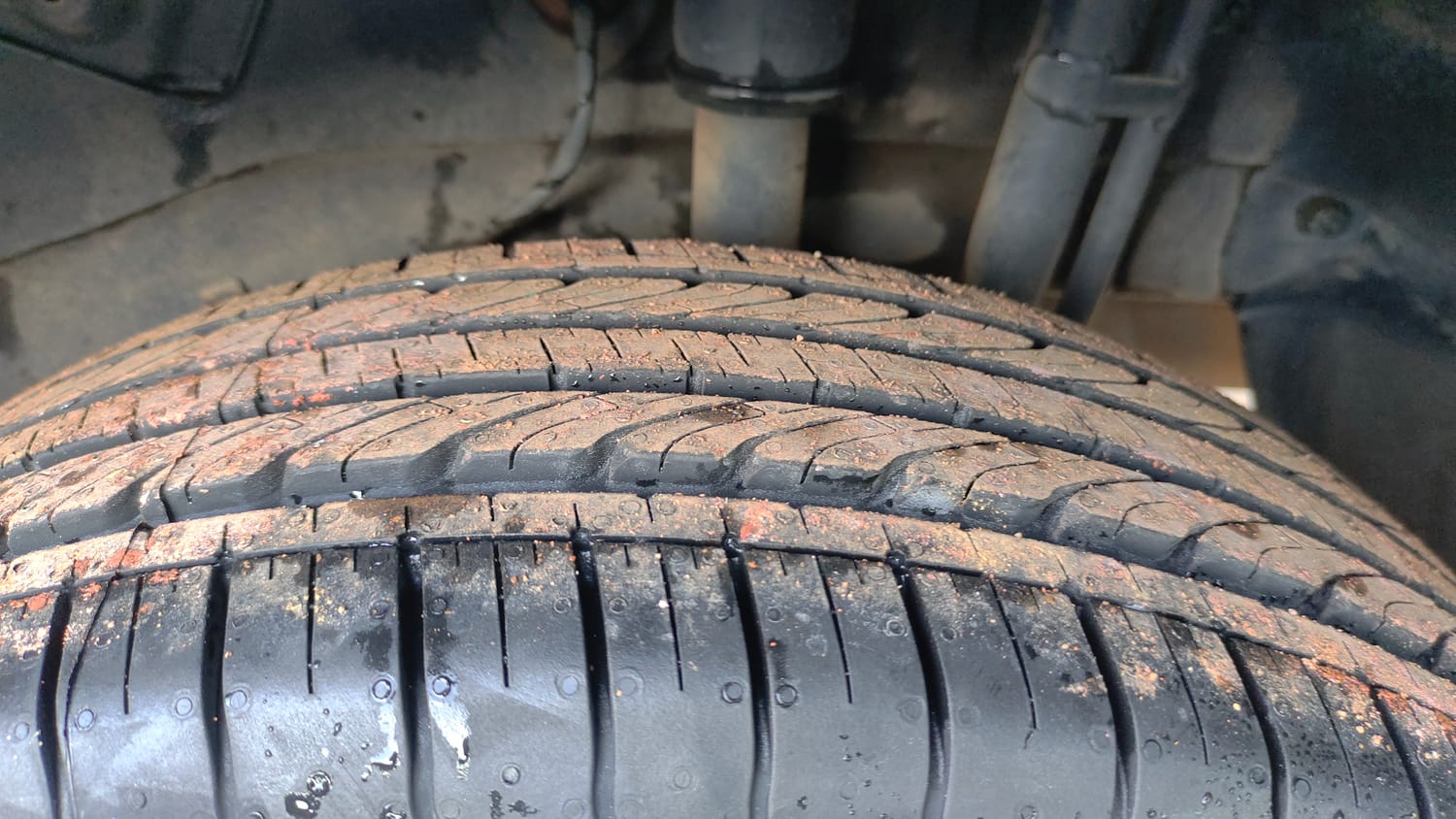 Used 2023 Tata Nexon XMA (S) Diesel Diesel Automatic tyres LEFT REAR TYRE TREAD VIEW