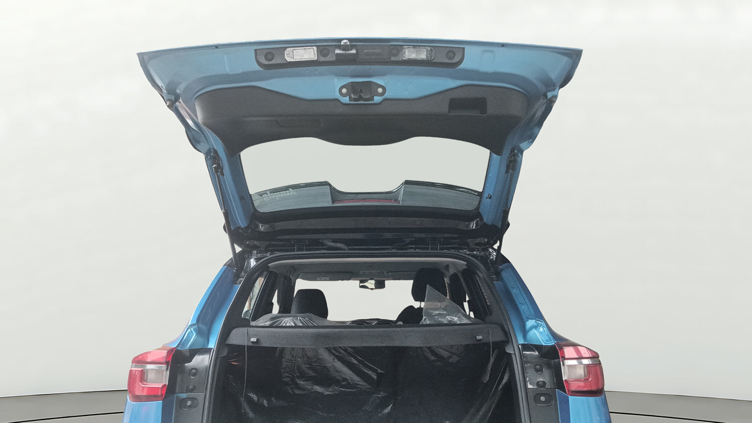 Used 2023 Nissan Magnite XV AMT Petrol Automatic interior DICKY DOOR OPEN VIEW