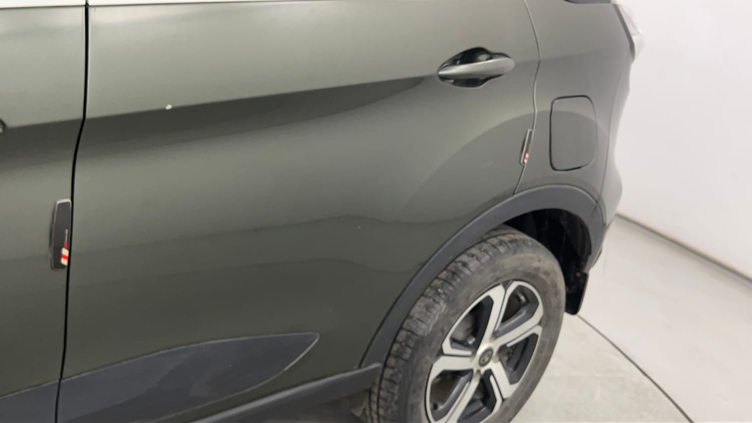 Used 2021 Tata Nexon XZ Plus (O) Petrol Manual dents MINOR SCRATCH
