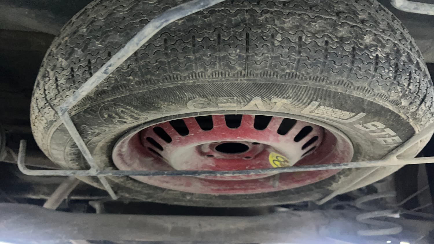 Used 2021 Renault Triber RXT Petrol Manual tyres SPARE TYRE VIEW
