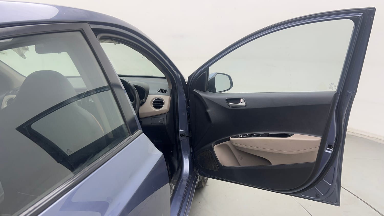 Used 2014 Hyundai Xcent S 1.2 Petrol Manual interior RIGHT FRONT DOOR OPEN VIEW