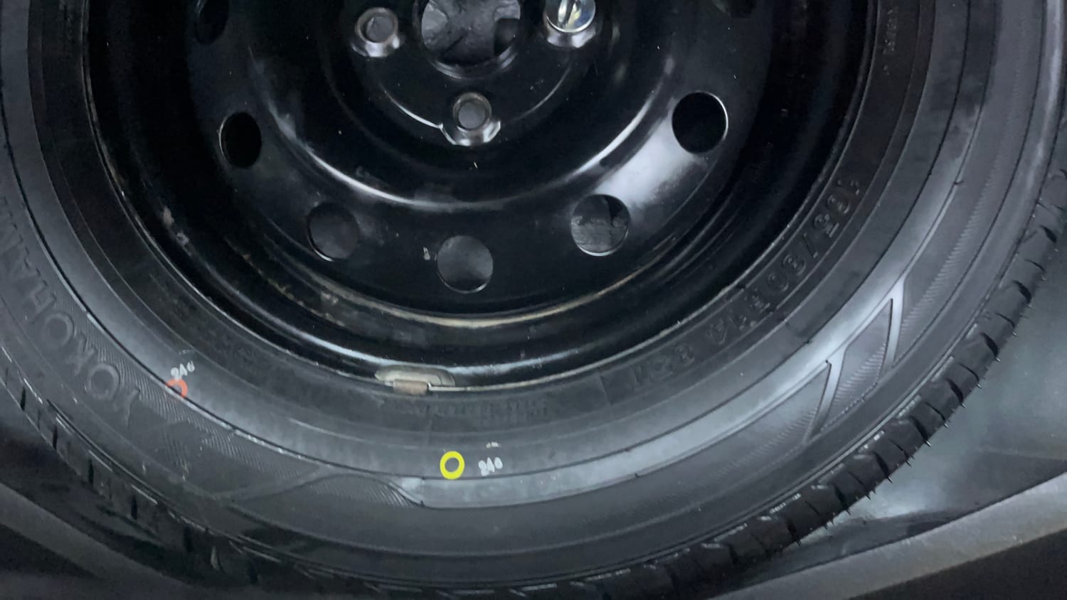 Used 2013 Maruti Suzuki Swift VXi Petrol Manual tyres SPARE TYRE VIEW