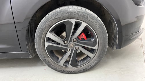 Used 2021 Tata Altroz XZ Plus i-Turbo Petrol Dark Edition Petrol Manual tyres RIGHT FRONT TYRE RIM VIEW
