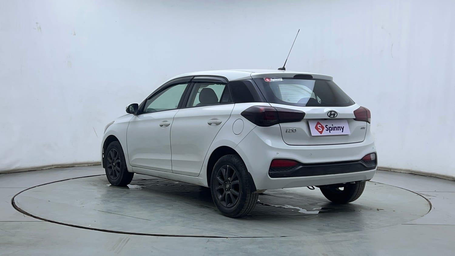 Used 2018 Hyundai Elite i20 Asta 1.2 AT Petrol Automatic exterior LEFT REAR CORNER VIEW