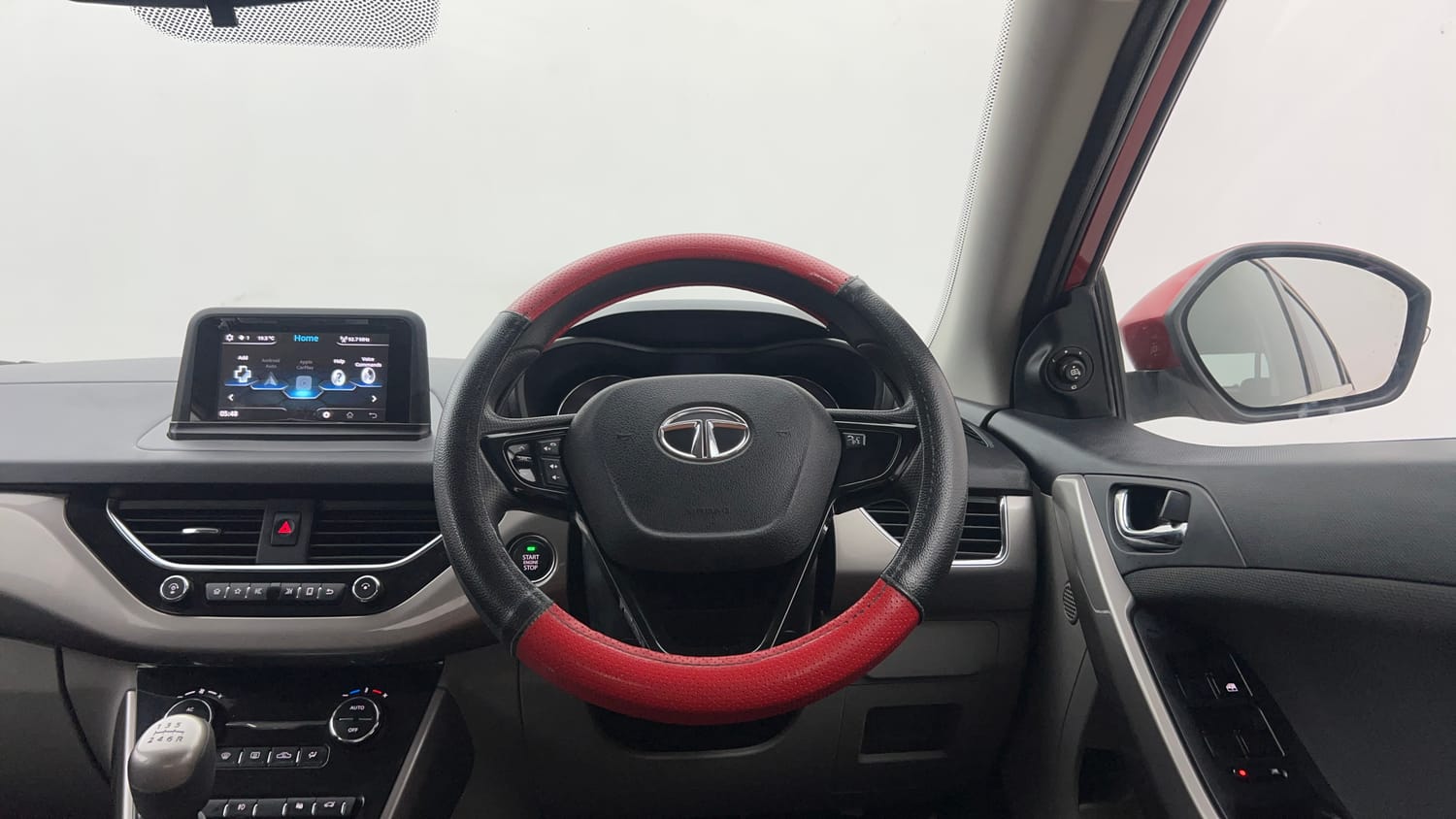 Used 2019 Tata Nexon XZ Plus Diesel Diesel Manual interior STEERING VIEW