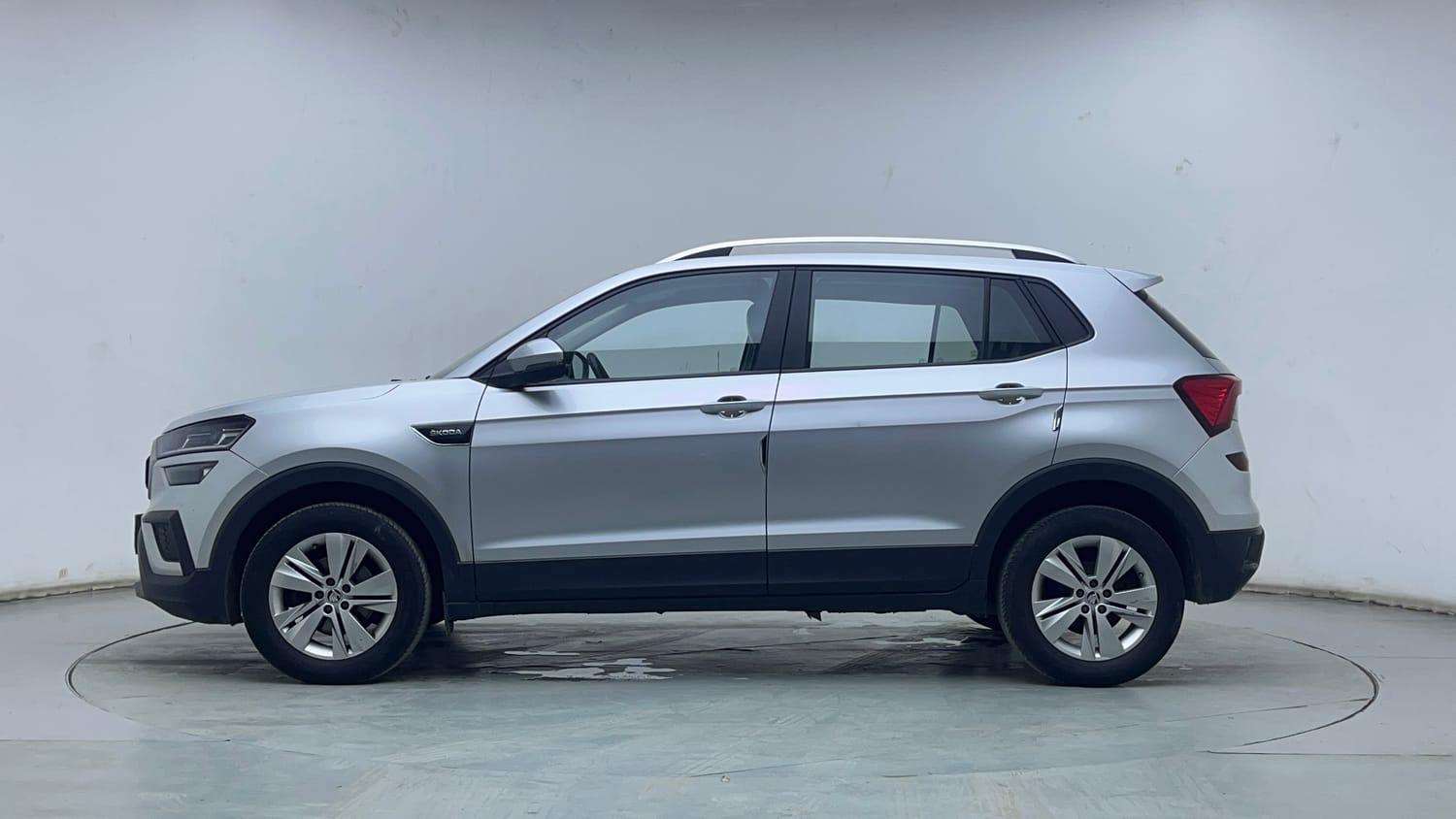 Used 2023 Skoda Kushaq Ambition 1.0L TSI MT Petrol Manual exterior LEFT SIDE VIEW