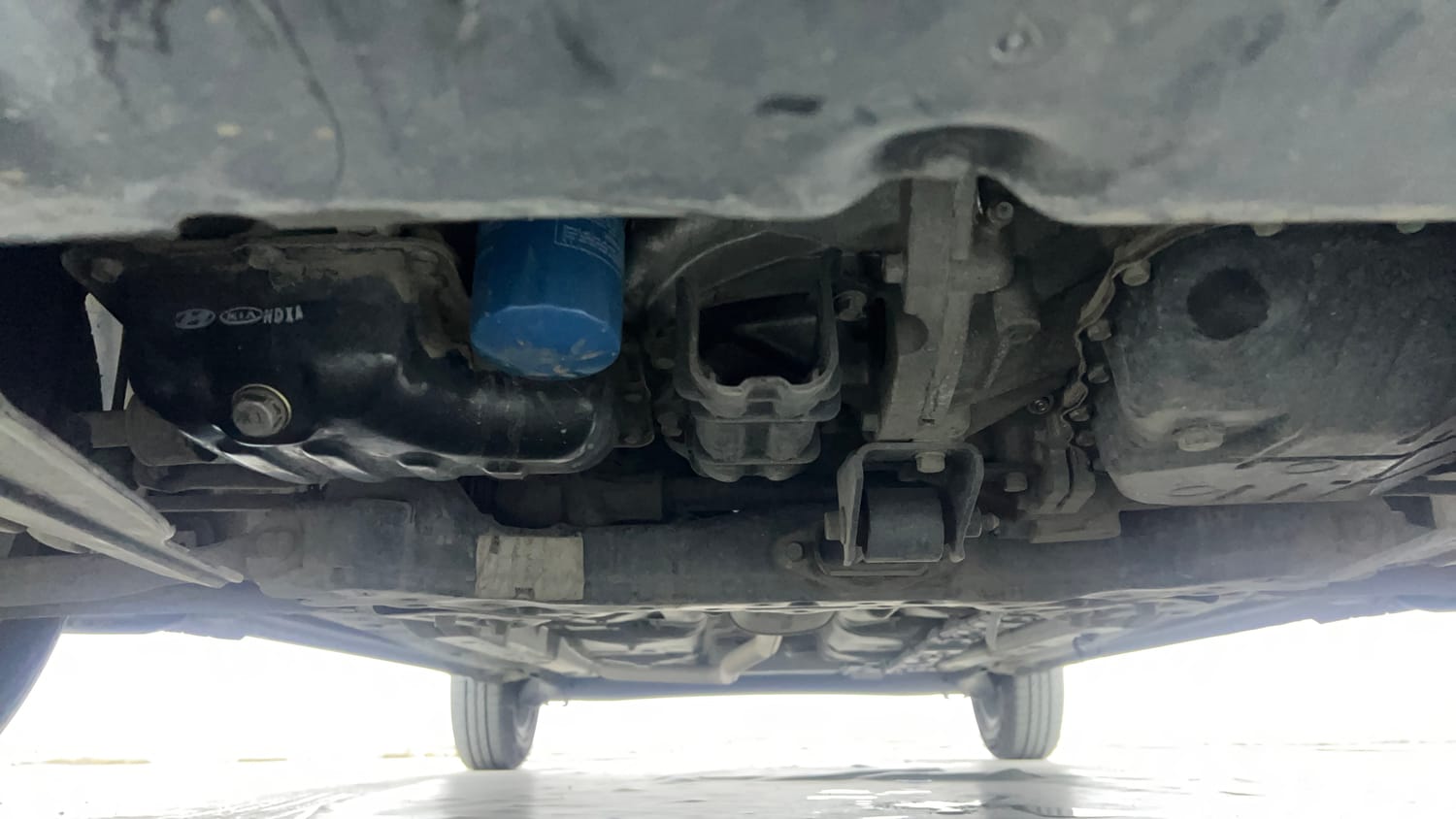 Used 2018 Hyundai Grand i10 Sportz AT 1.2 Kappa VTVT Petrol Automatic extra FRONT LEFT UNDERBODY VIEW