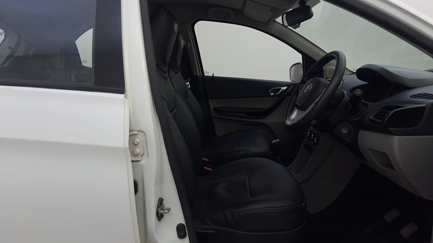 Used 2016 Tata Tiago Revotron XT Petrol Manual interior RIGHT SIDE FRONT DOOR CABIN VIEW