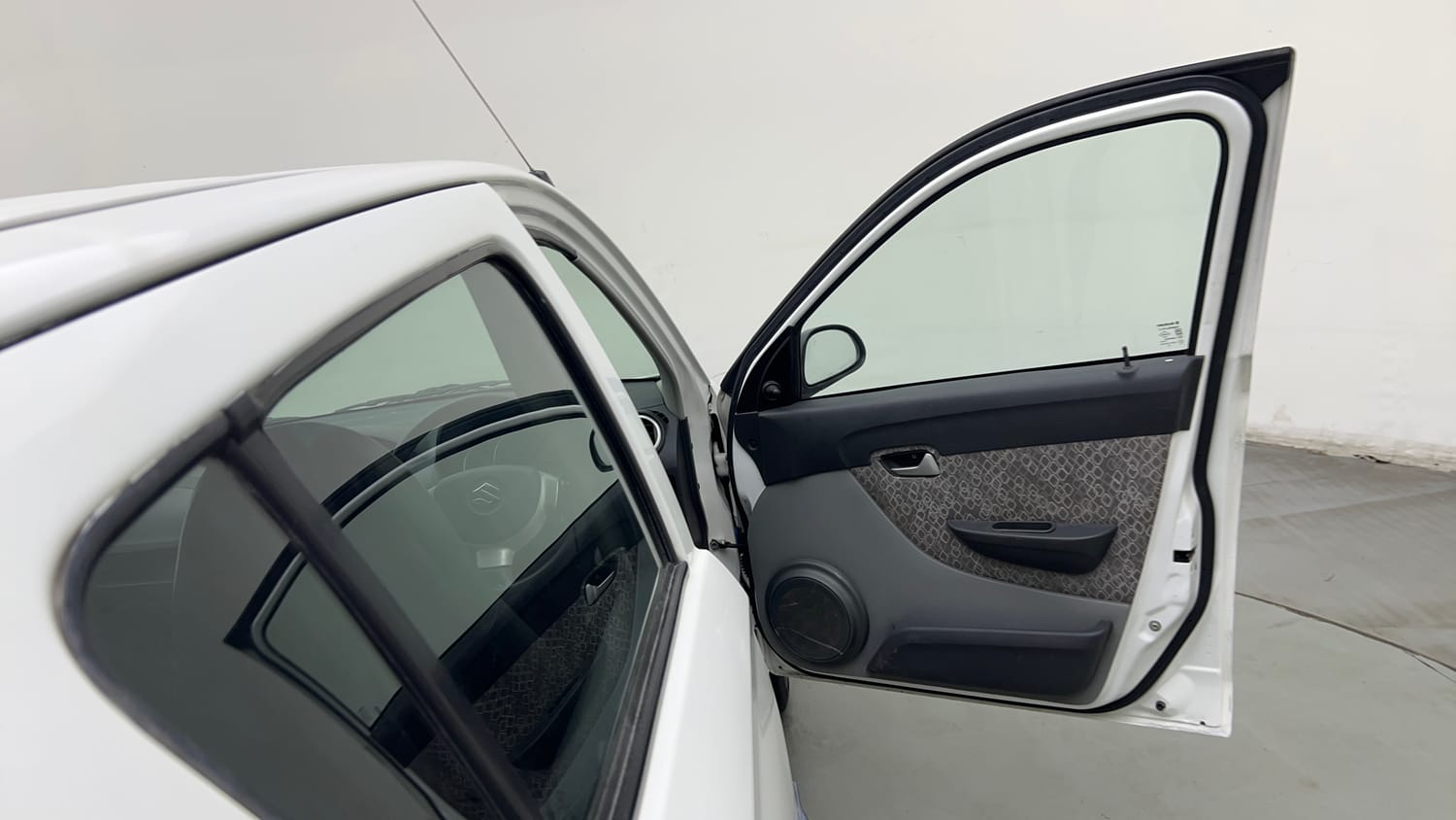Used 2018 Maruti Suzuki Alto 800 LXi Petrol Manual interior RIGHT FRONT DOOR OPEN VIEW