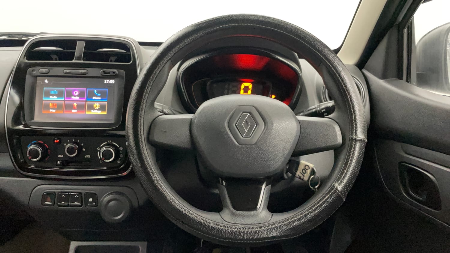 Used 2016 Renault Kwid RXT Petrol Manual interior STEERING VIEW
