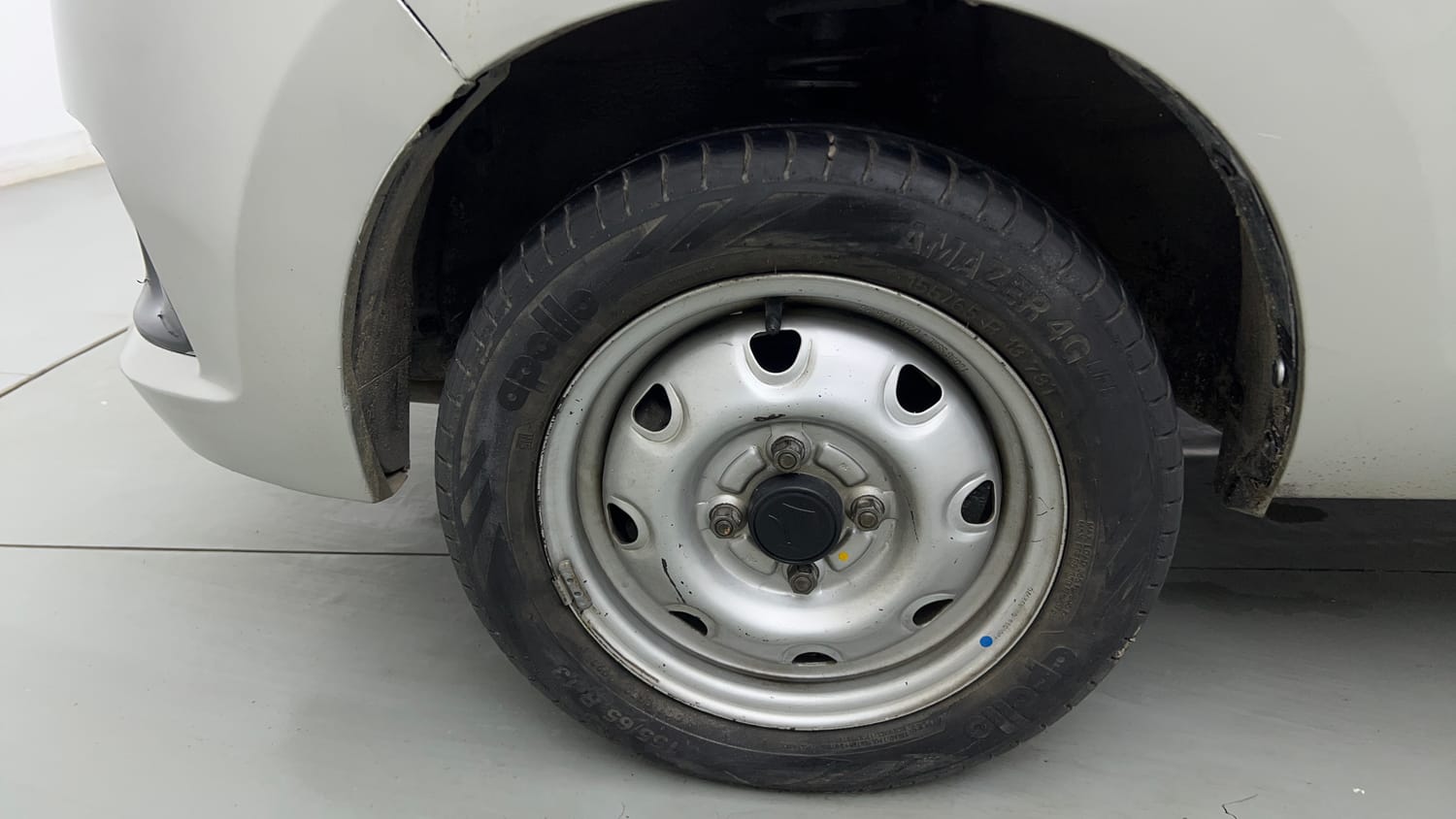 Used 2016 Maruti Suzuki Alto K10 LXi Petrol Manual tyres LEFT FRONT TYRE RIM VIEW
