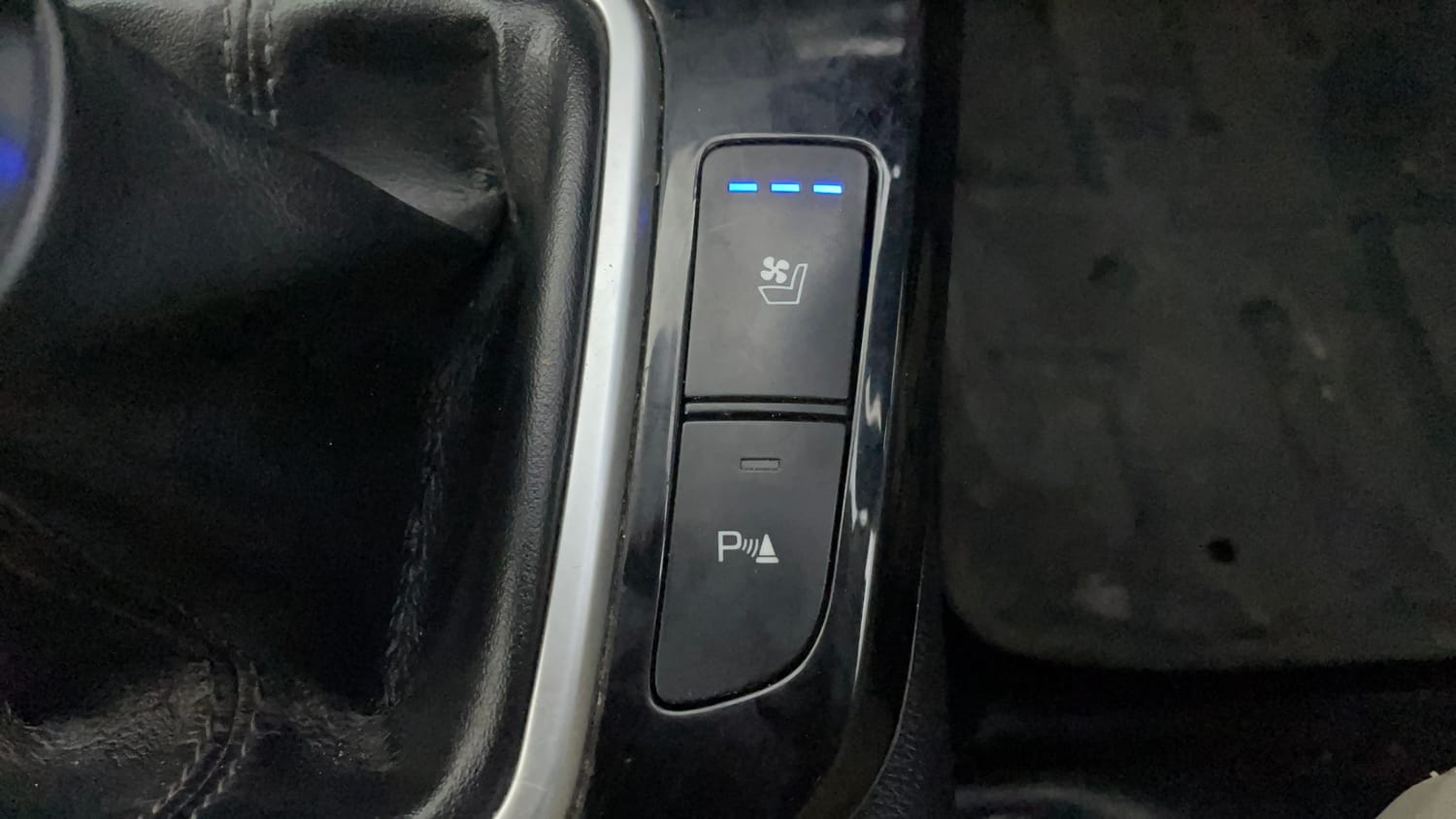 Used 2019 Kia Seltos HTX Plus 1.5 Diesel Diesel Manual top_features Ventilated seats