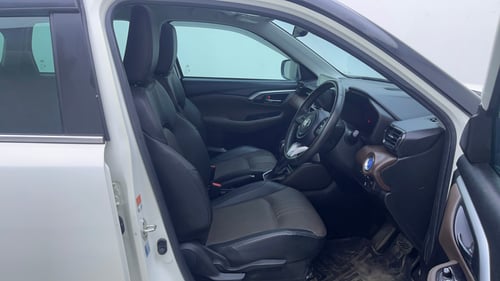 Used 2024 Toyota Urban Cruiser Hyryder V Hybrid Dual Tone Hybrid Automatic interior RIGHT SIDE FRONT DOOR CABIN VIEW