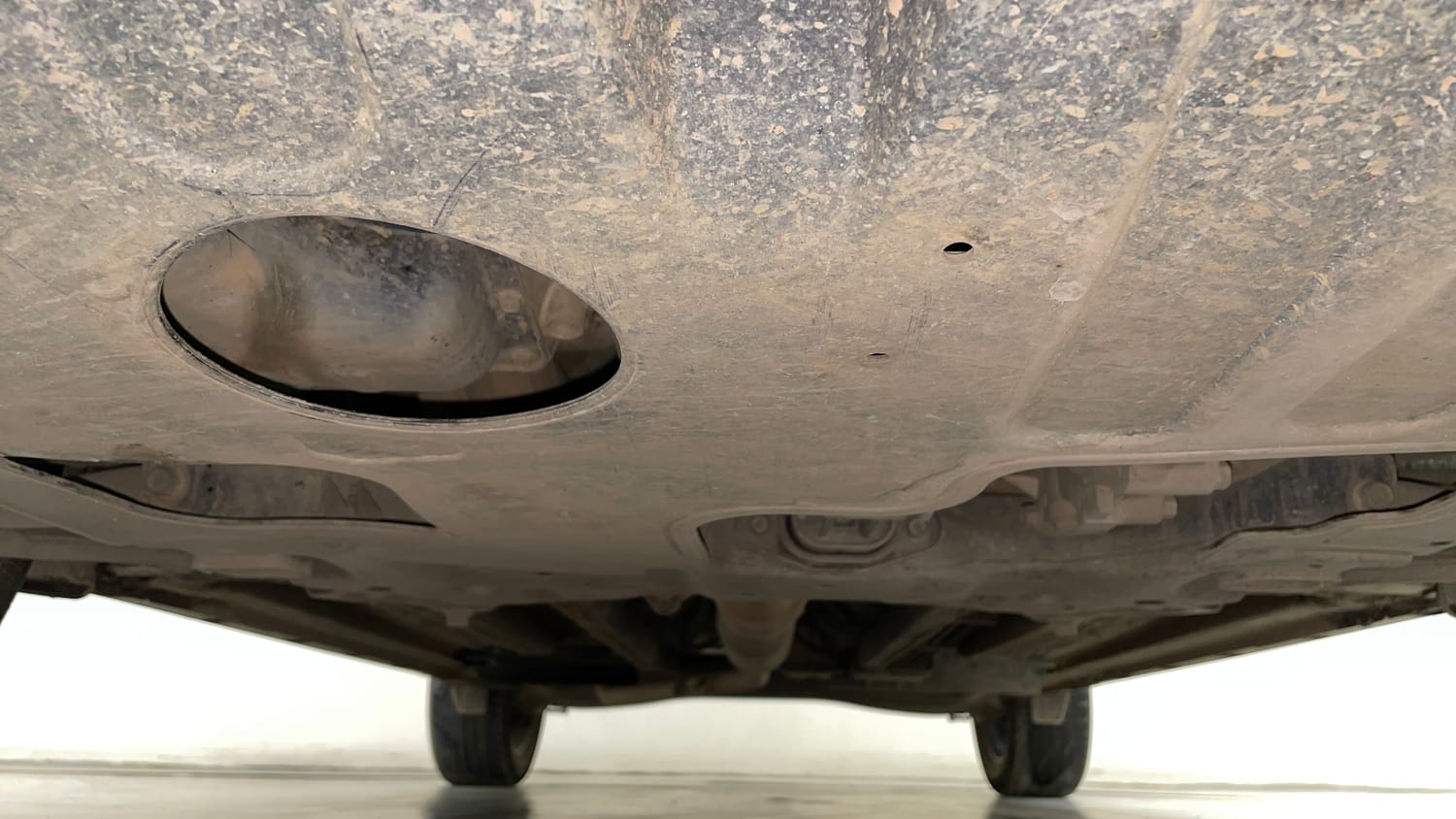 Used 2022 Kia Seltos X Line 1.4 DCT Petrol Automatic extra FRONT LEFT UNDERBODY VIEW
