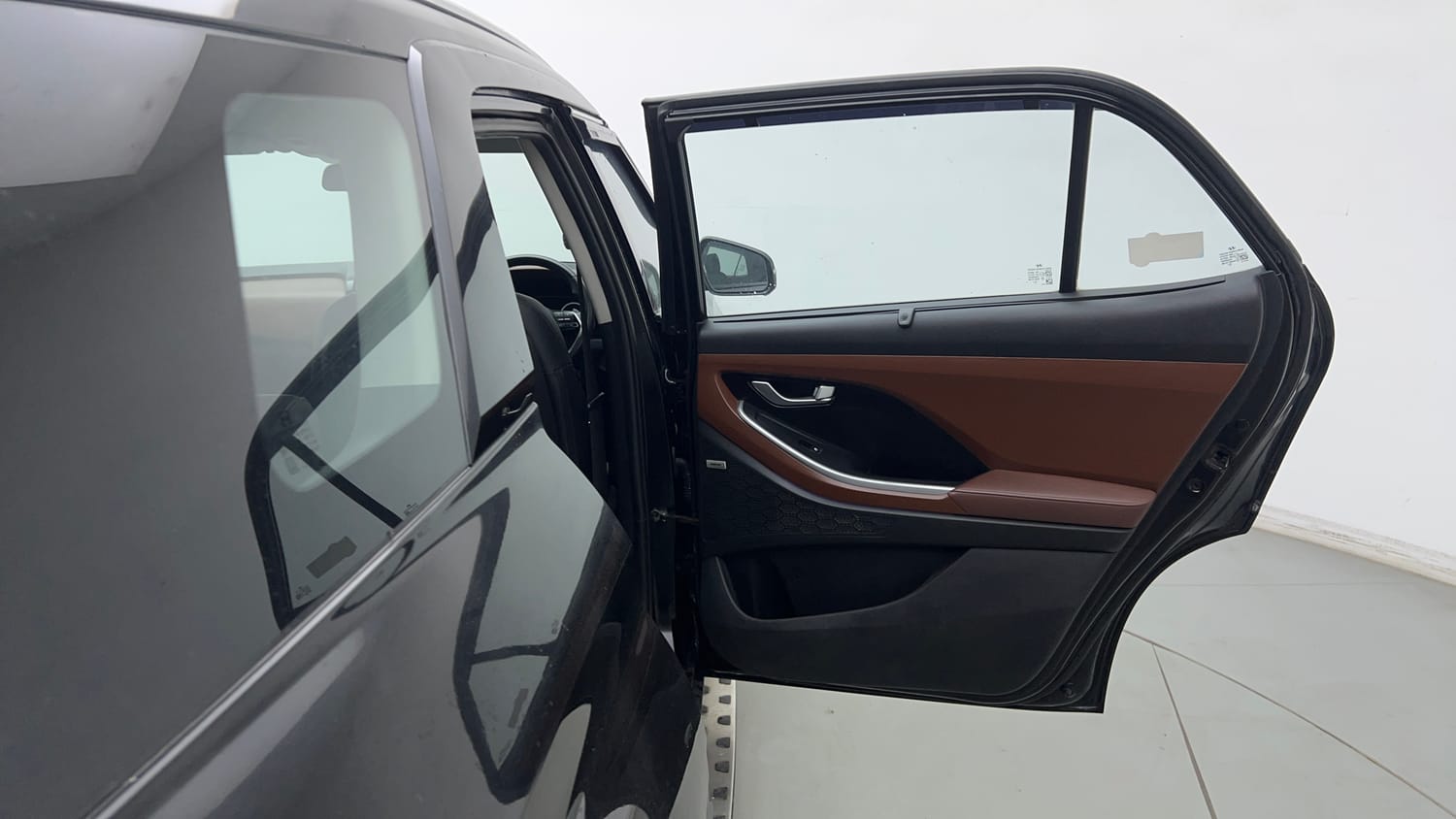 Used 2022 Hyundai Alcazar Signature (O) 7 Seater 1.5 Diesel AT Diesel Automatic interior RIGHT REAR DOOR OPEN VIEW