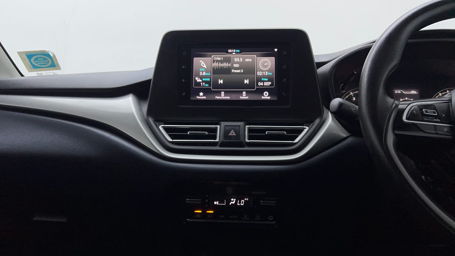 Used 2022 Maruti Suzuki Baleno Zeta MT Petrol Manual interior MUSIC SYSTEM & AC CONTROL VIEW