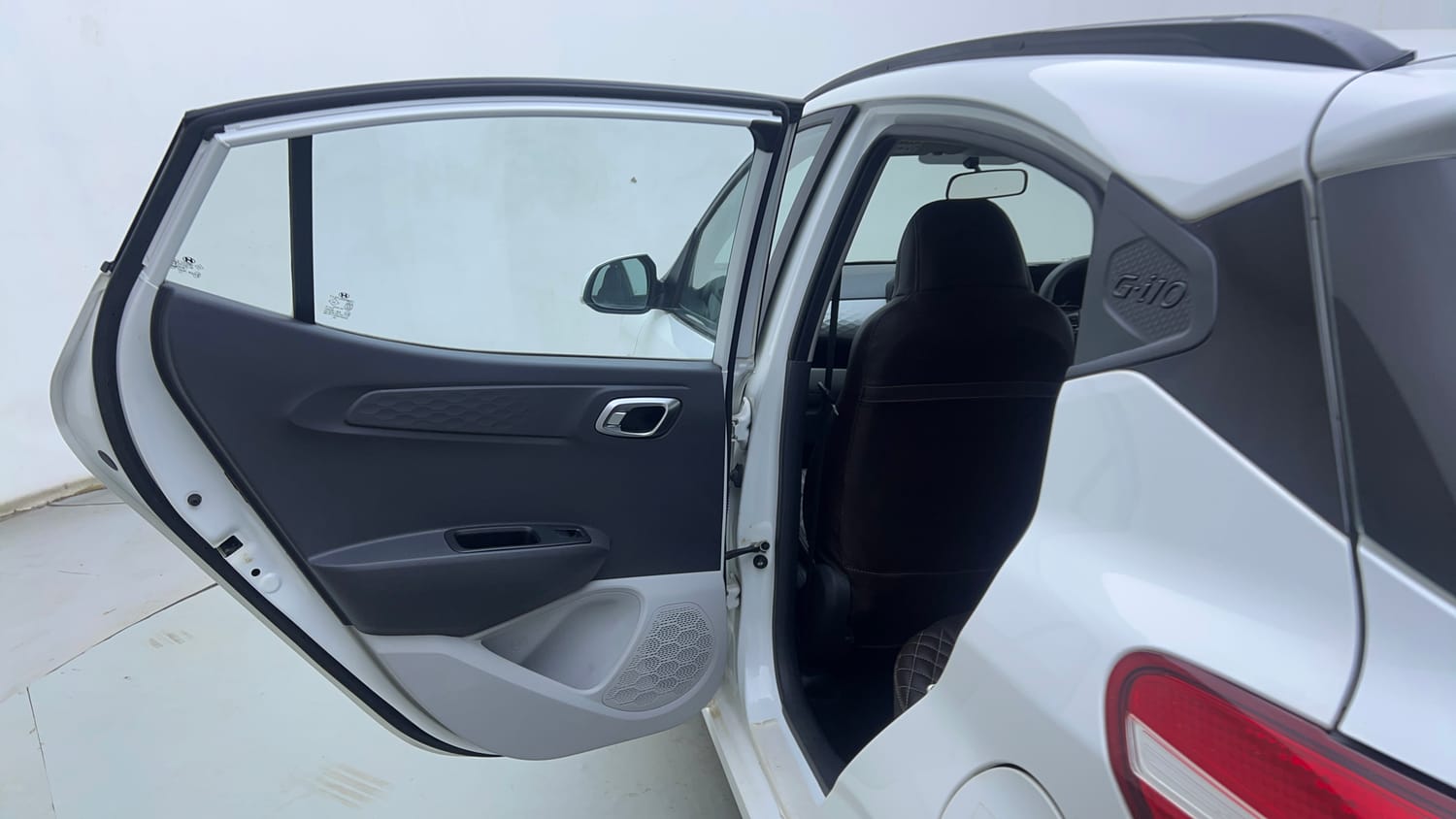 Used 2022 Hyundai Grand i10 Nios Sportz U2 1.2 CRDi Diesel Manual interior LEFT REAR DOOR OPEN VIEW