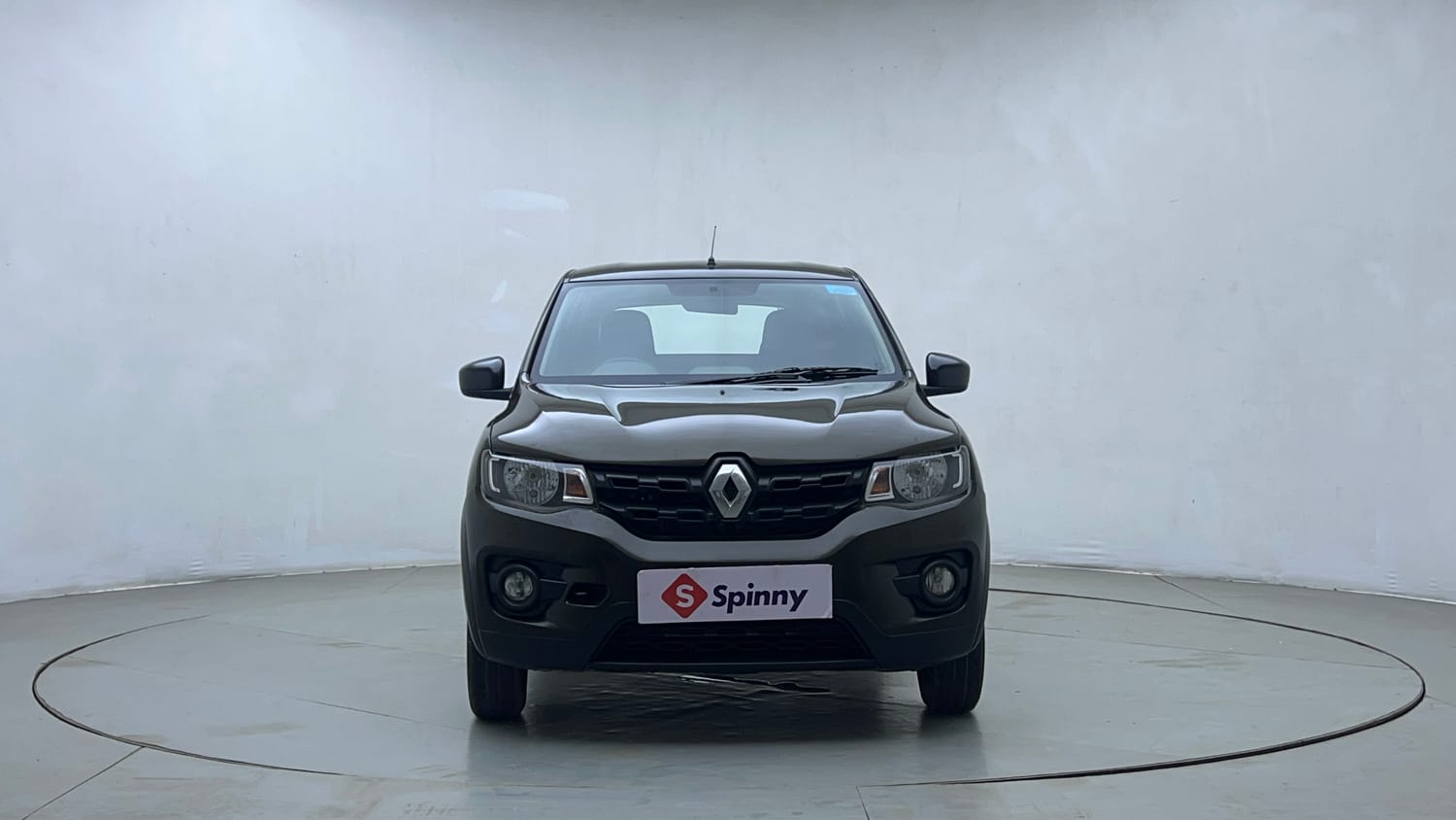 Used 2018 Renault Kwid 1.0 RXT Petrol Manual exterior FRONT VIEW