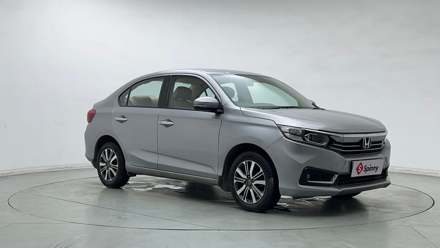 Used 2022 Honda Amaze VX CVT 1.2 Petrol Petrol Automatic exterior RIGHT FRONT CORNER VIEW